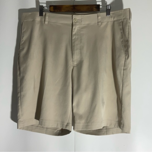 PGA TOUR Men’s 9” Flat Front Horizontal Textured Stretch Golf Short Khaki Sz 40. - Picture 5 of 13